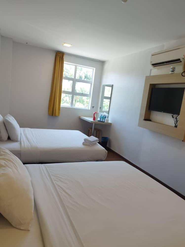 Santai Morib Hotel Luaran gambar